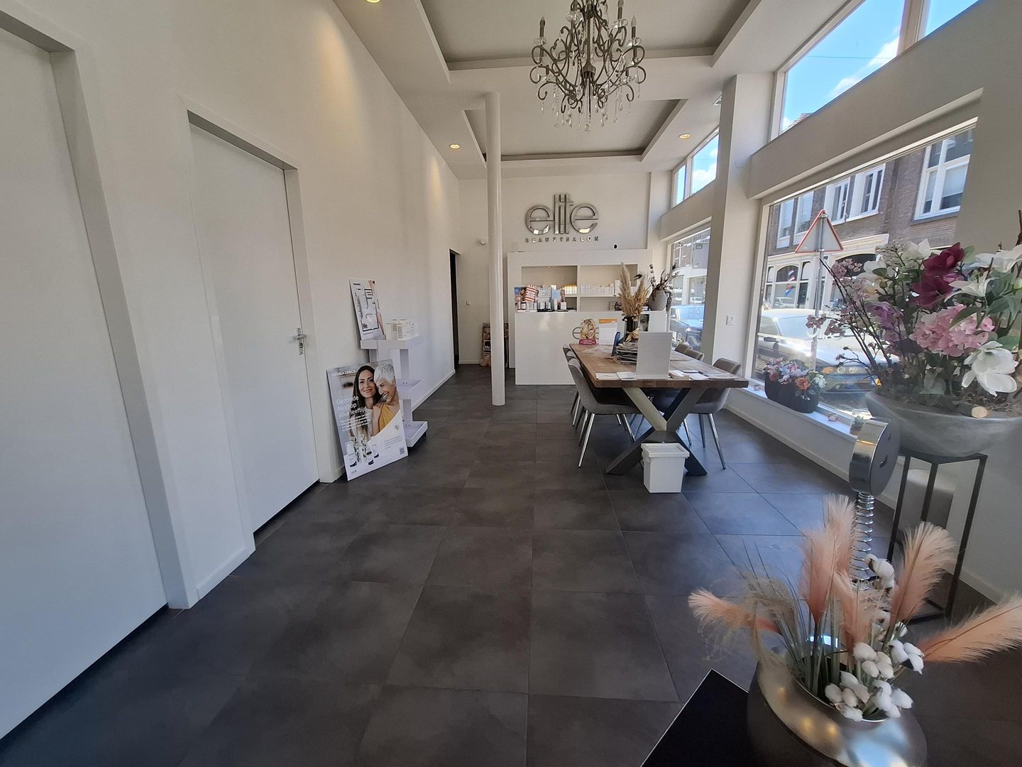 Bekijk foto 2 van Voorstraat 28