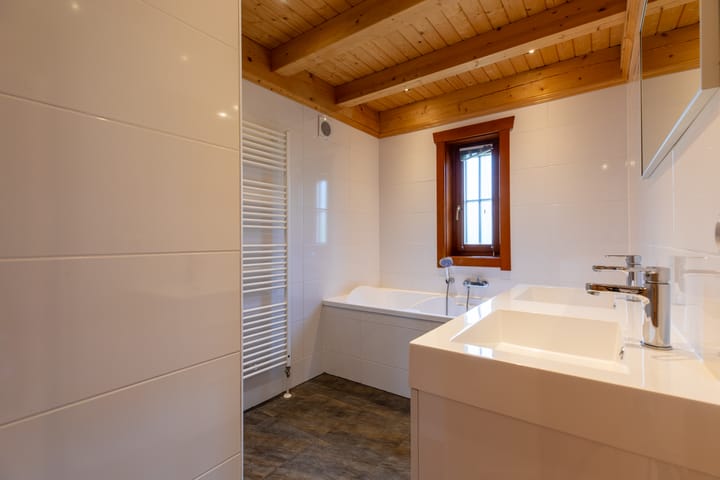 Photo 8 of Akerstraat 153-99