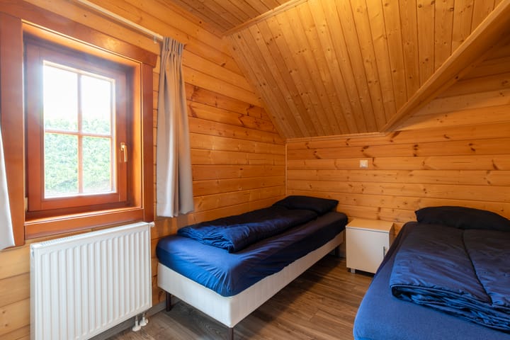 Photo 11 of Akerstraat 153-99