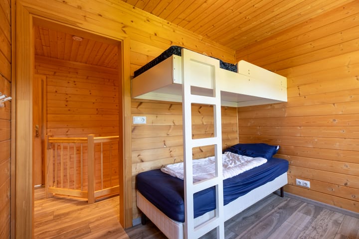 Photo 13 of Akerstraat 153-99