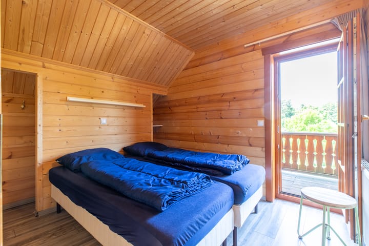 Photo 15 of Akerstraat 153-99