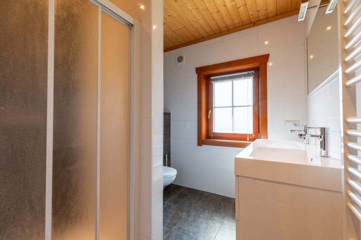 Photo 16 of Akerstraat 153-99