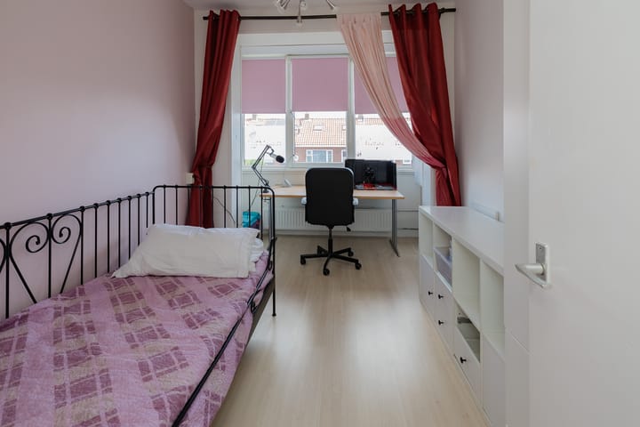 Foto 15 van Linnaeusstraat 137