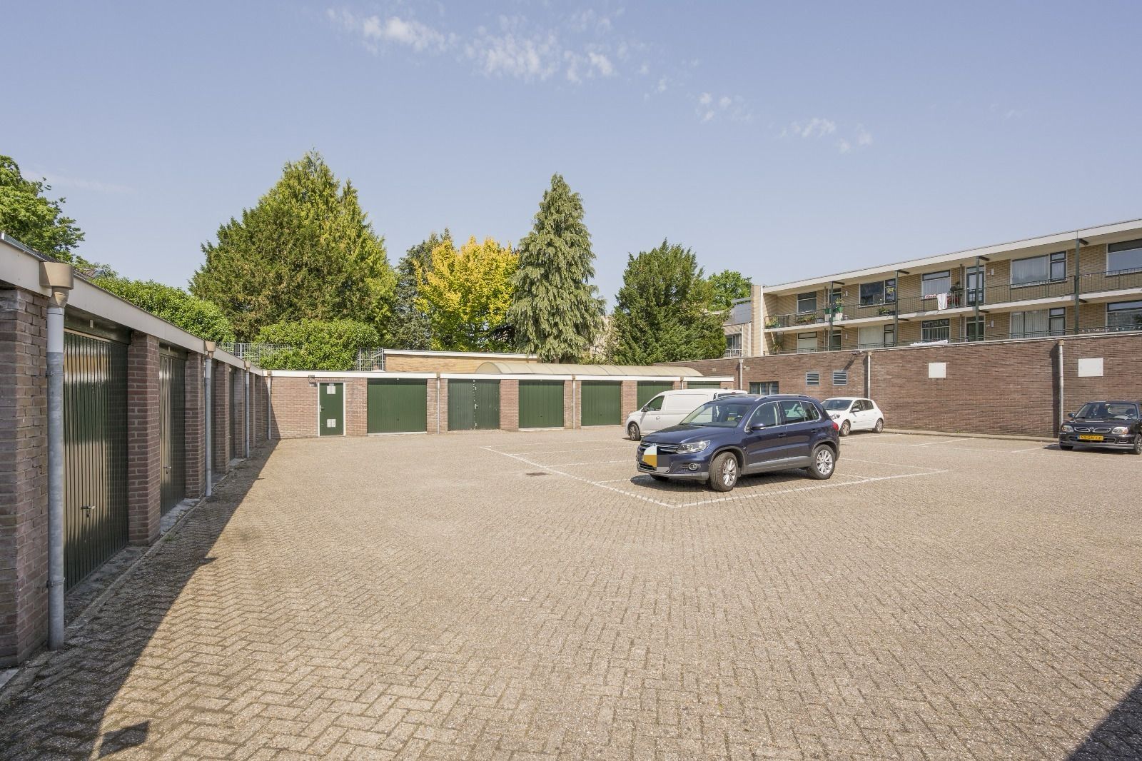 Photo 33 of Burg Grothestraat 3