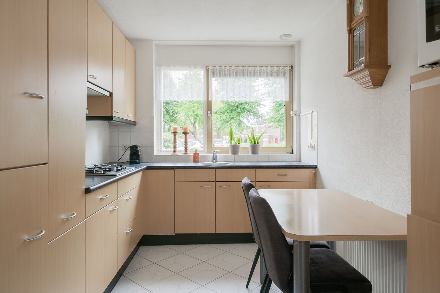 Foto 14 van van Basten Batenburgstraat 14