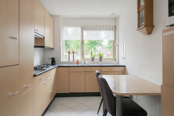 Foto 14 van van Basten Batenburgstraat 14