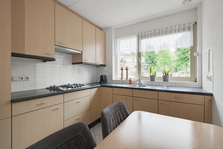 Foto 15 van van Basten Batenburgstraat 14