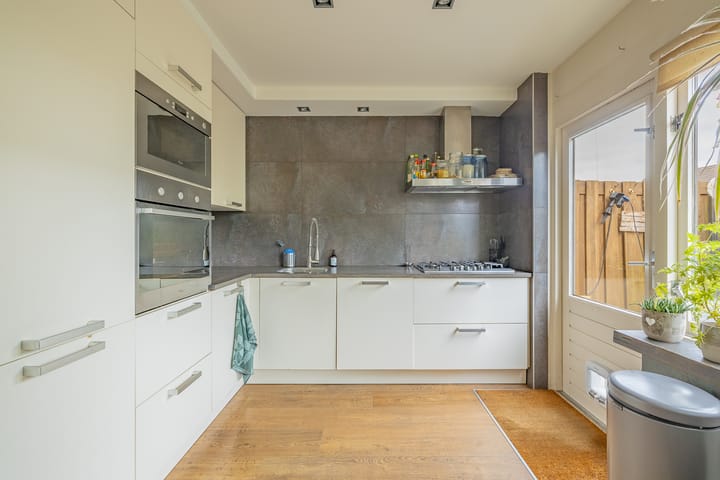 Foto 17 van Traptoren 6