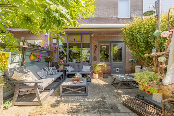 Foto 21 van Traptoren 6