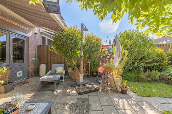 Foto 22 van Traptoren 6