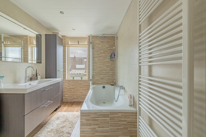 Foto 42 van Traptoren 6