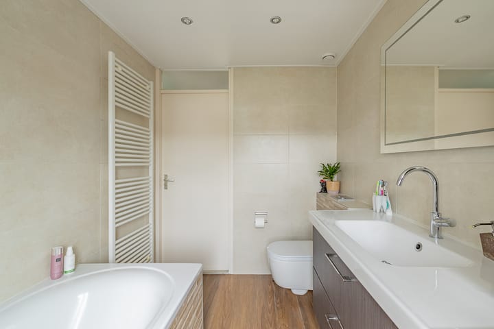 Foto 43 van Traptoren 6