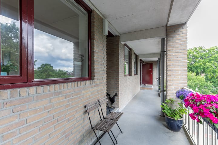 Photo 12 of Ringweg-Randenbroek 76-D