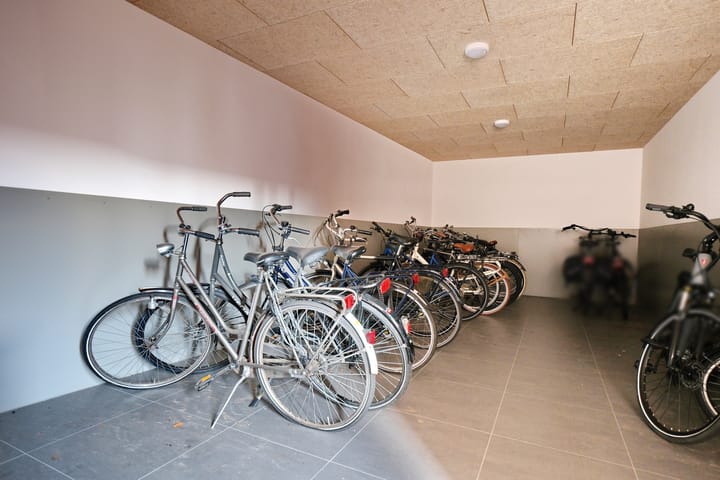 Foto 17 van Reehorsterweg 27-J