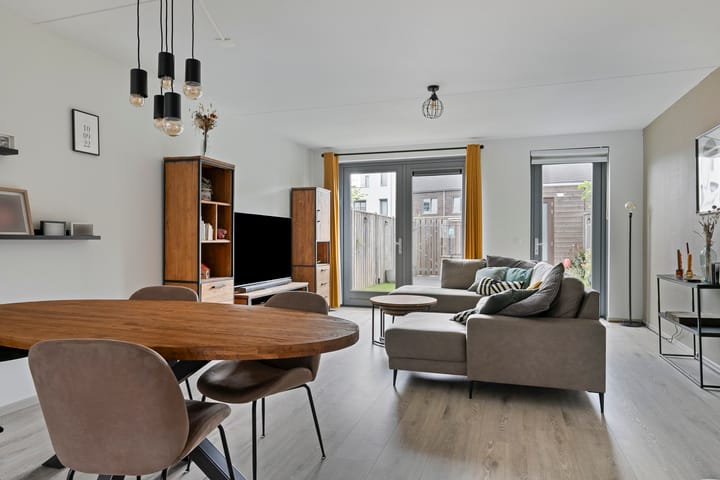 Photo 2 of Ellingtonlaan 42