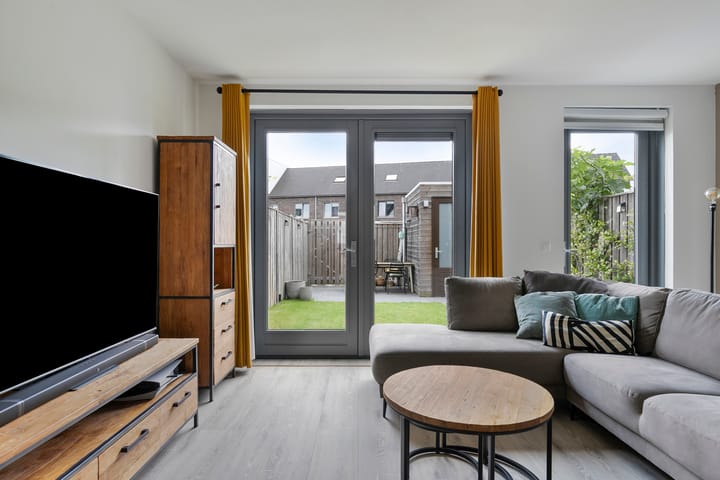 Photo 4 of Ellingtonlaan 42