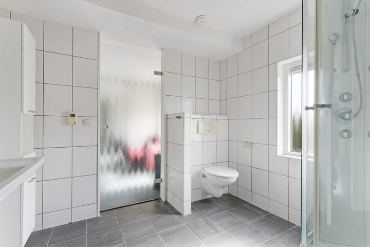 Photo 18 of Esdoornstraat 41