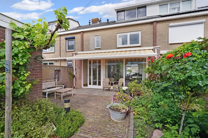 Photo 29 of Esdoornstraat 41