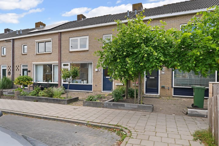 Photo 32 of Esdoornstraat 41