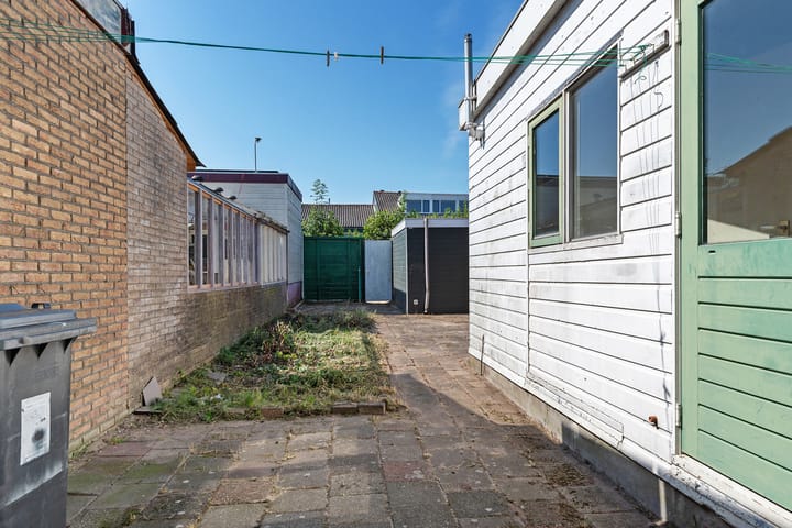 Foto 28 van Krommenieërweg 243