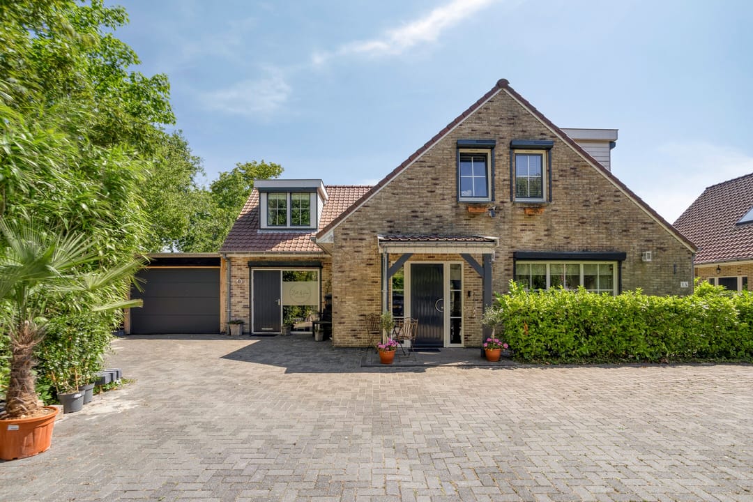 Foto 1 van Schelpweg 1-A