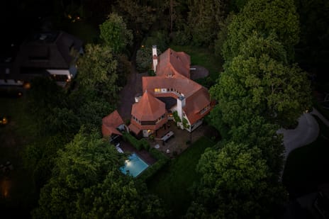 undefined main image