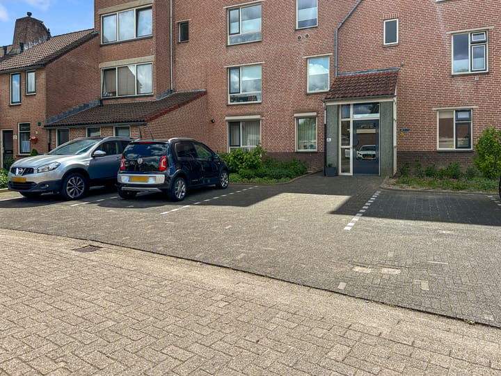 Photo 21 of Beemd 19-A