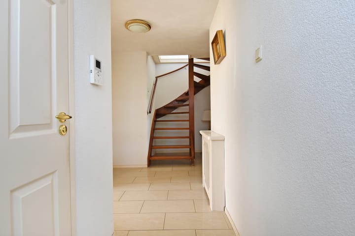 Foto 8 van Julianalaan 1-H