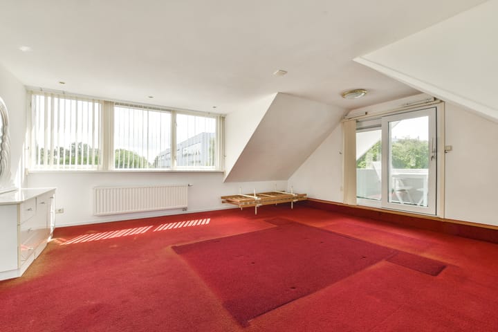 Foto 28 van Julianalaan 1-H