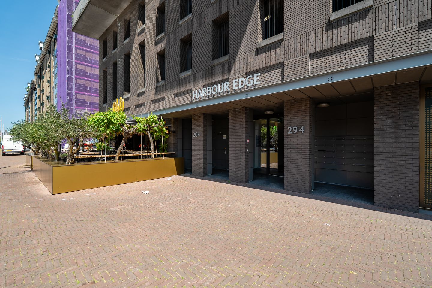 View photo 2 of Lloydstraat 210