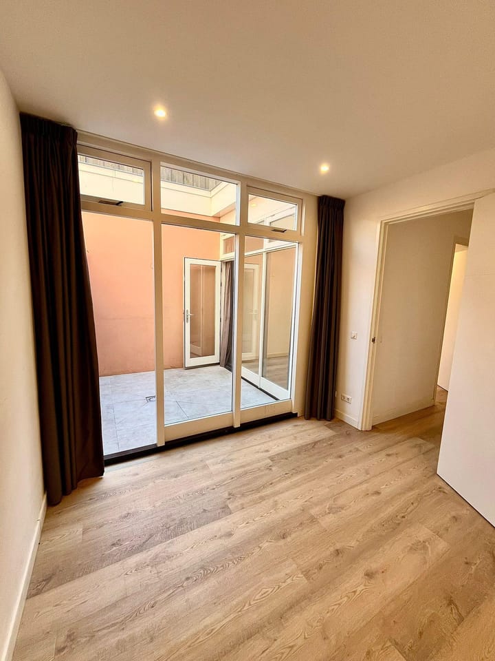 Foto 12 van Weimarstraat 7-B