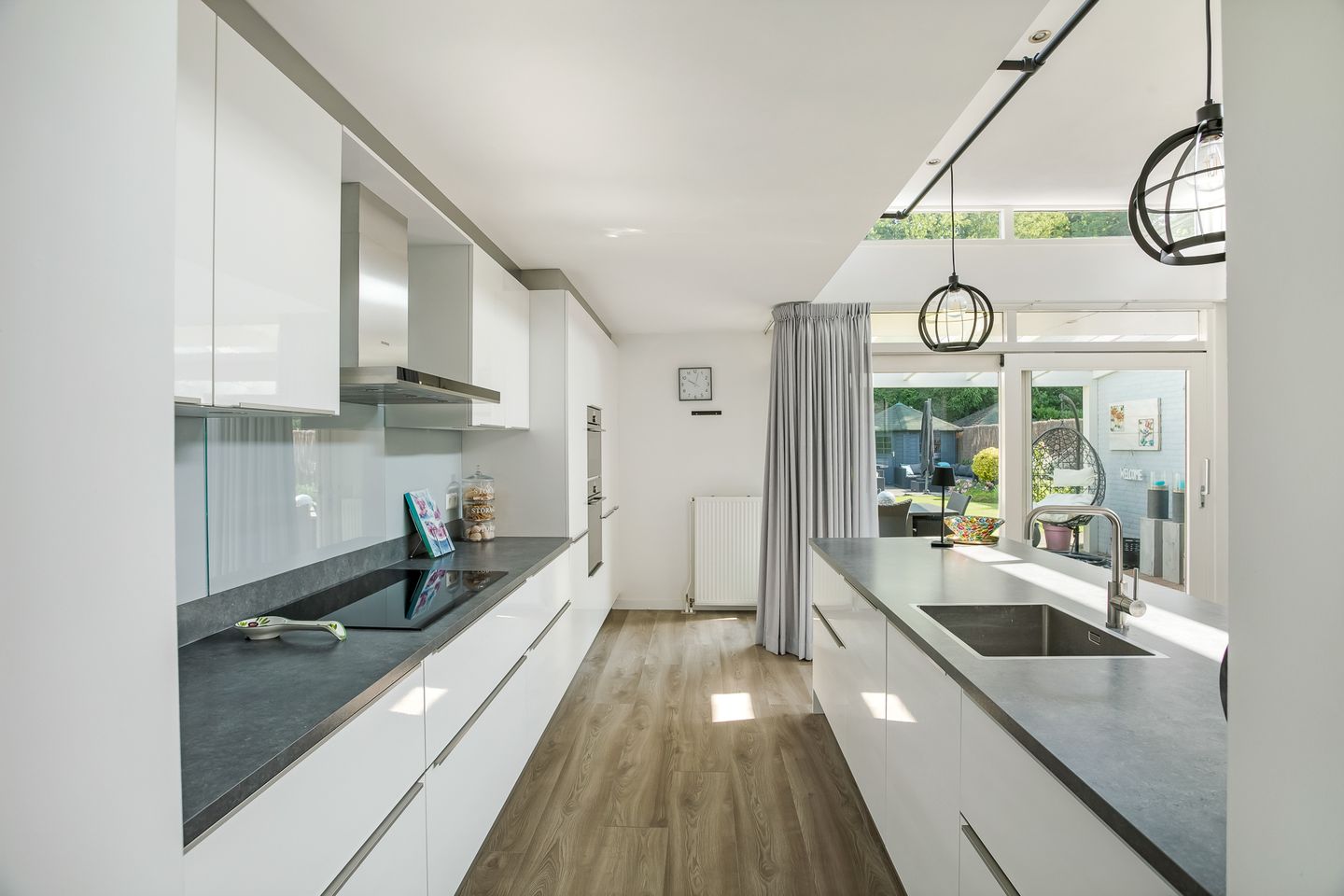 Photo 14 of Jan Oomenstraat 10