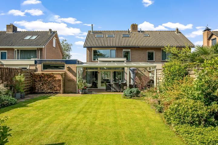 Foto 22 van Jan Oomenstraat 10