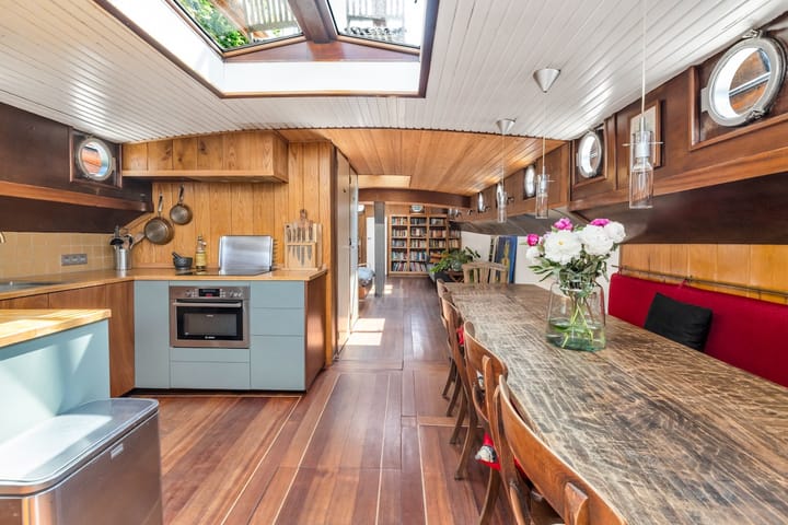 Photo 10 of Binnenkant 23-L