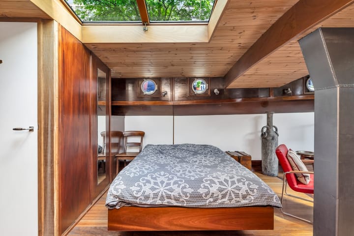 Photo 18 of Binnenkant 23-L