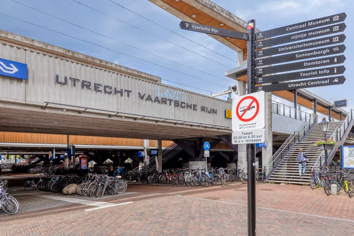 Foto 11 van Albatrosstraat 1