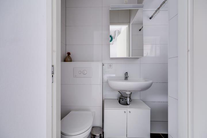 Photo 28 of Leliestraat 1-B