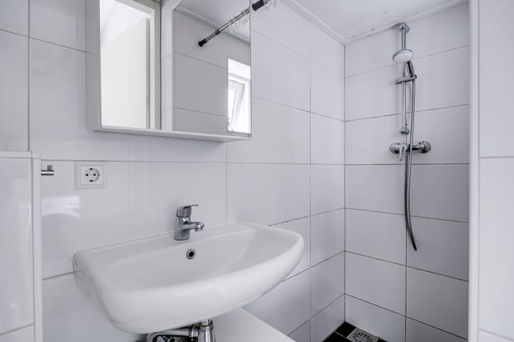 Photo 29 of Leliestraat 1-B