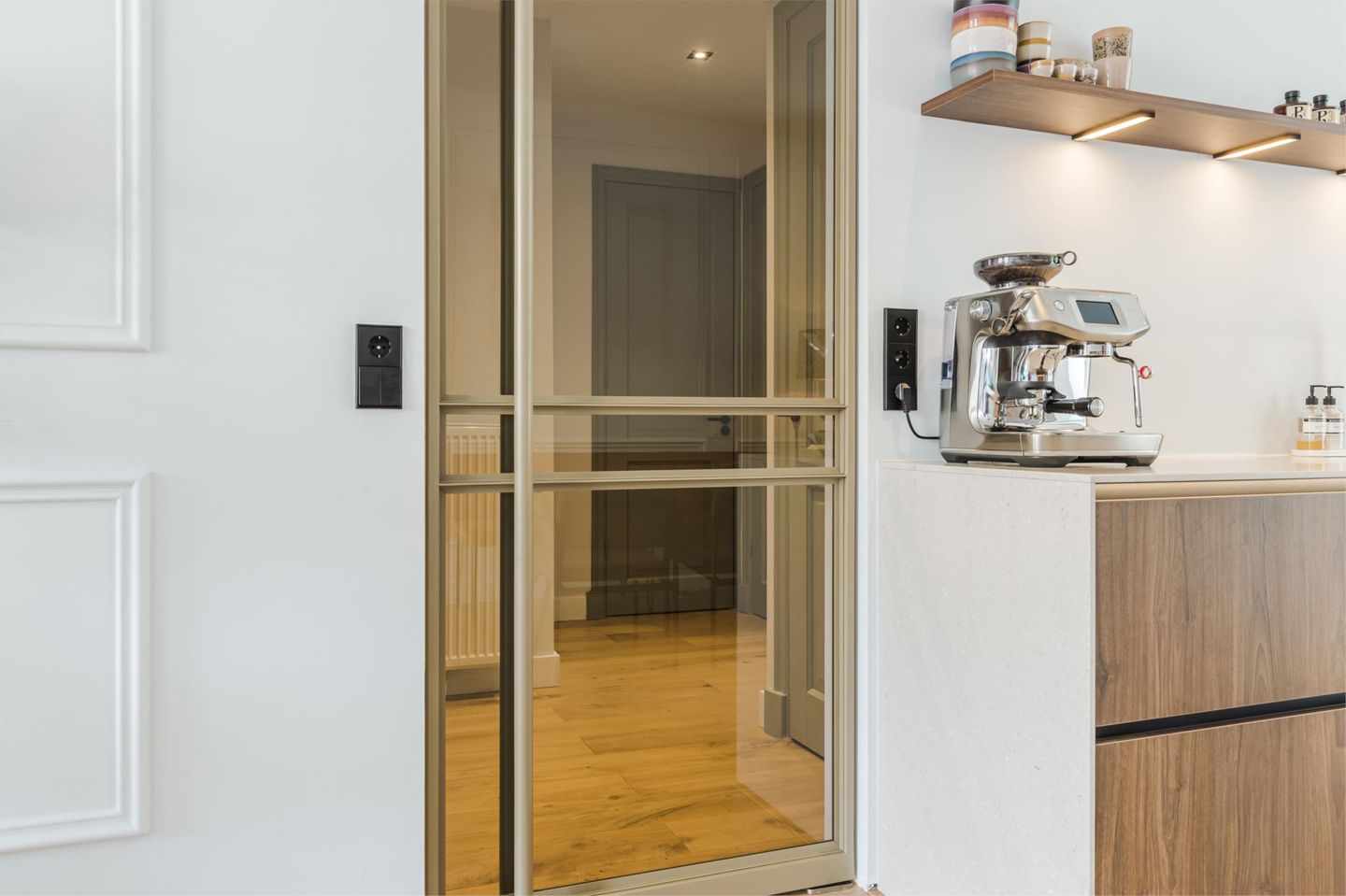 Foto 19 van Admiraal De Ruijterweg 237-2