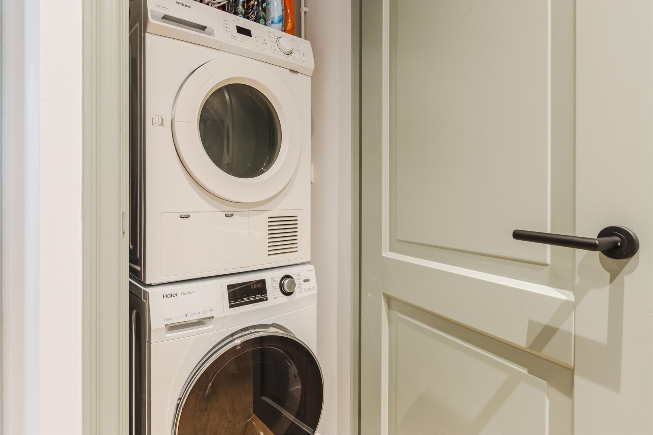 Foto 24 van Admiraal De Ruijterweg 237-2