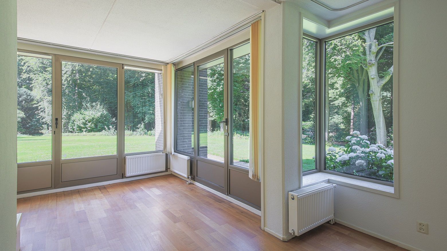 Photo 21 of Herenweg 8-A2