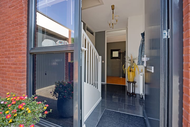 Photo 10 of Overstoep 30