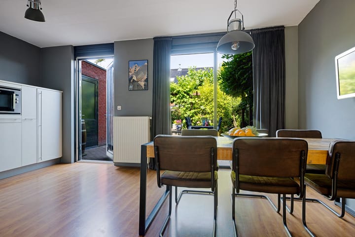 Photo 15 of Overstoep 30