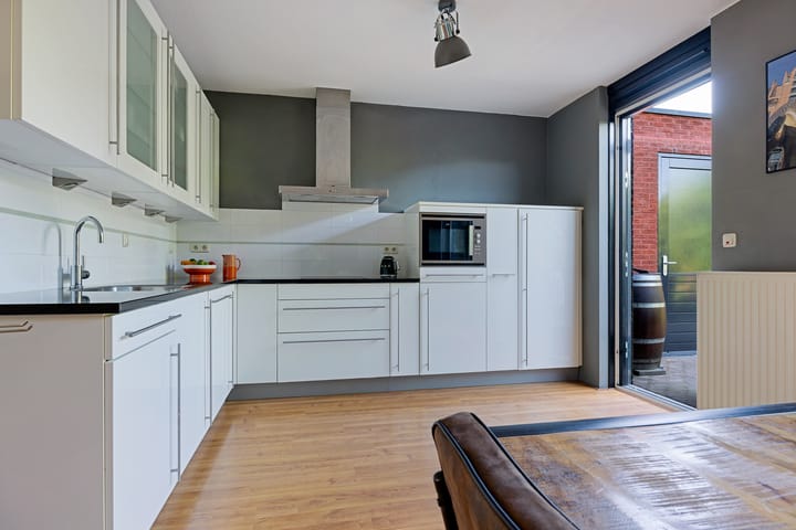 Photo 16 of Overstoep 30