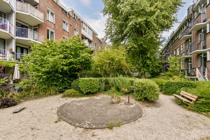 Foto 16 van Wagenaarstraat 433