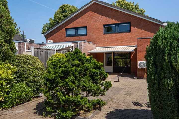 Foto 26 van Lindelaan 35