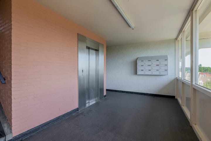 Foto 11 van Louis Couperusplaats 129