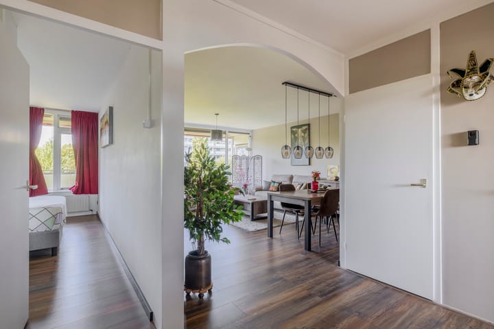 Foto 19 van Louis Couperusplaats 129