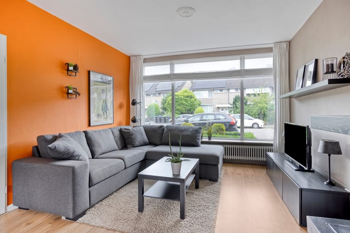 Foto 9 van Rodinstraat 13