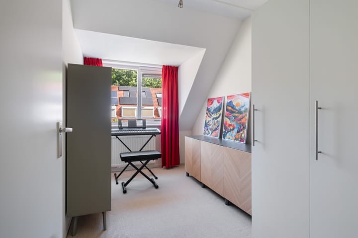 Photo 16 of Strausslaan 28